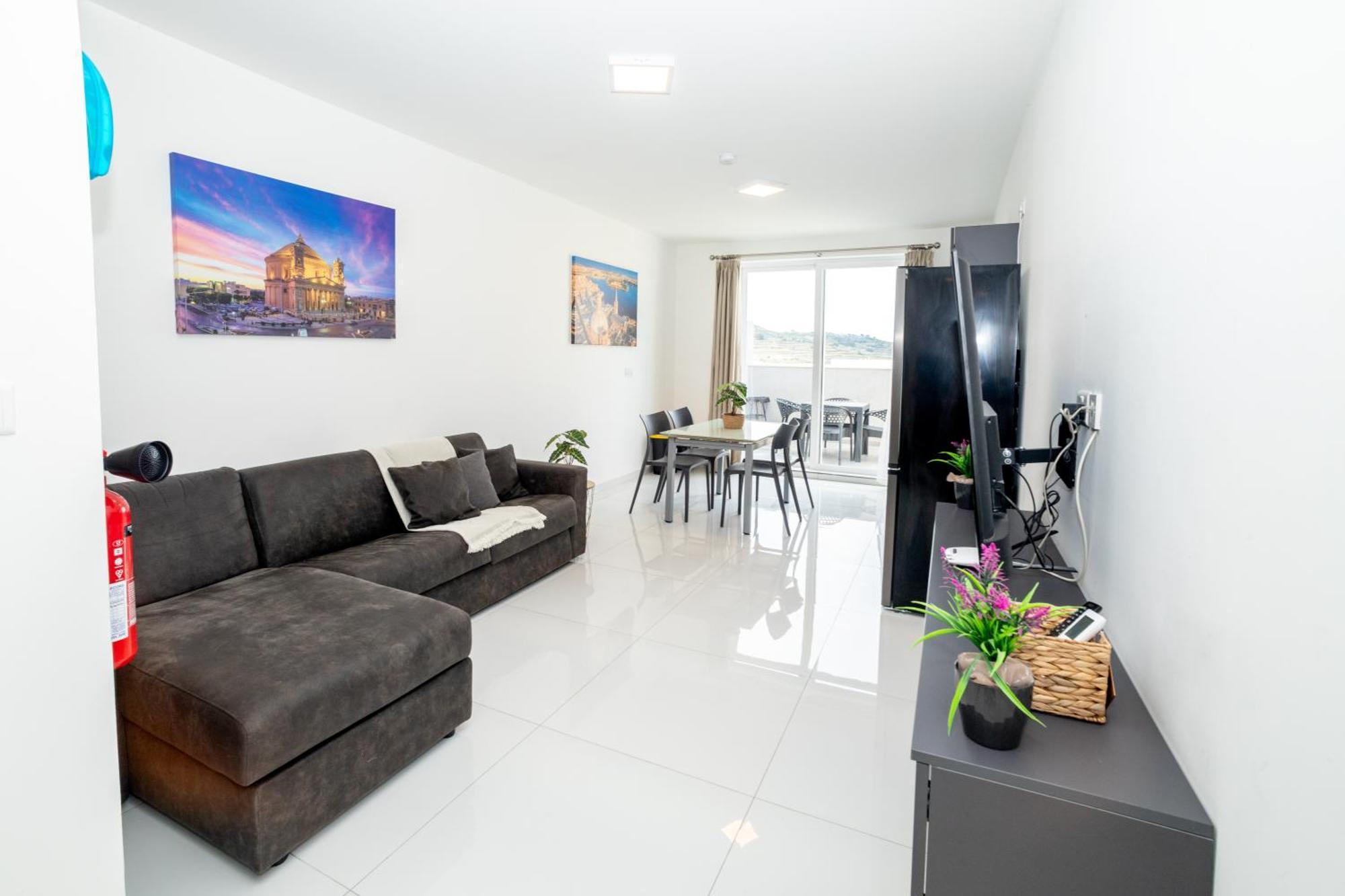 New And Modern In Bugibba, Great Location