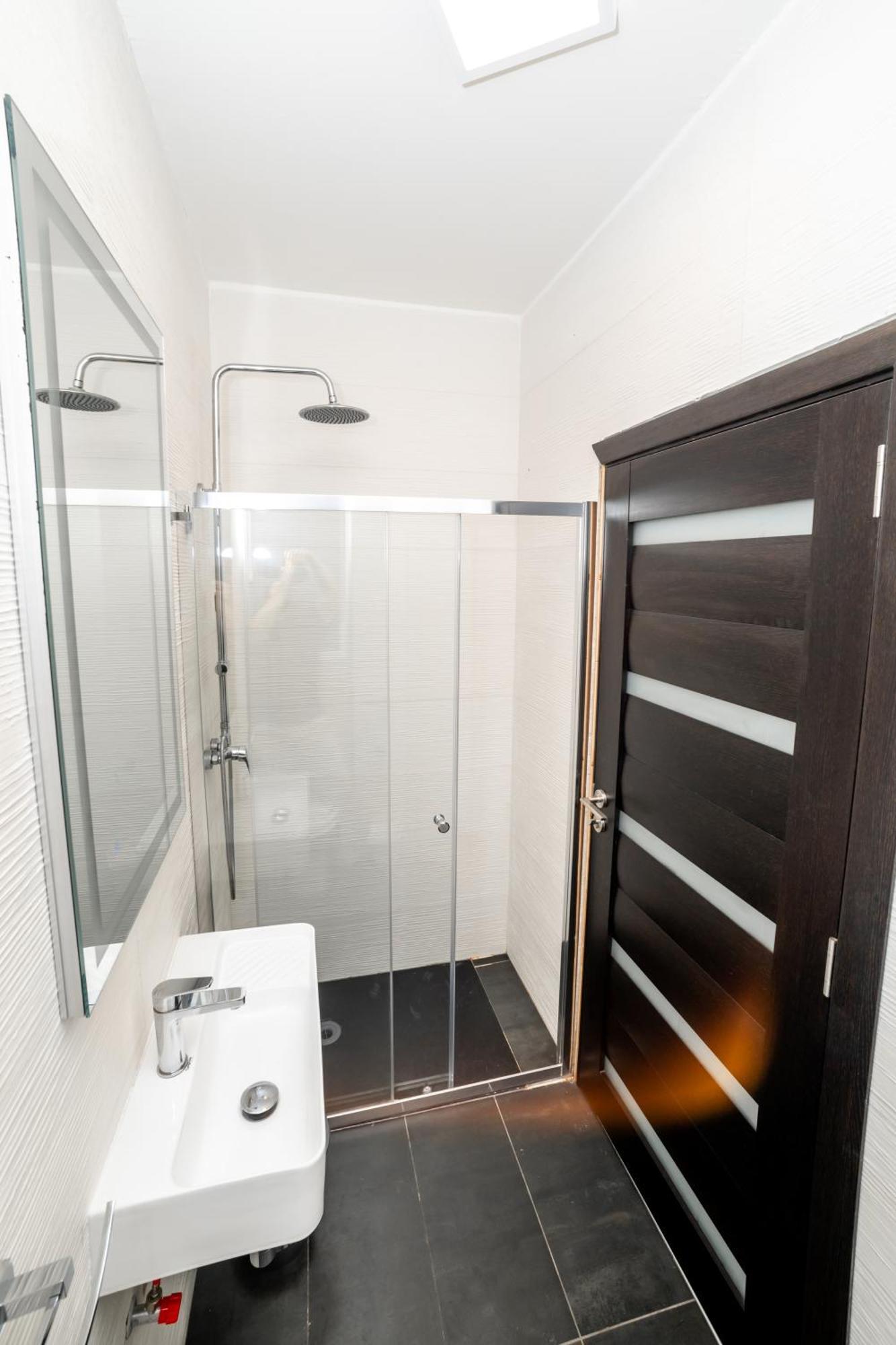New And Modern In Bugibba, Great Location Apartamento *