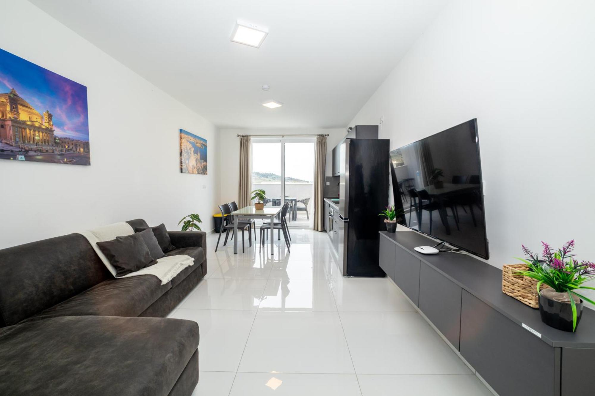 New And Modern In Bugibba, Great Location Bahía de San Pablo